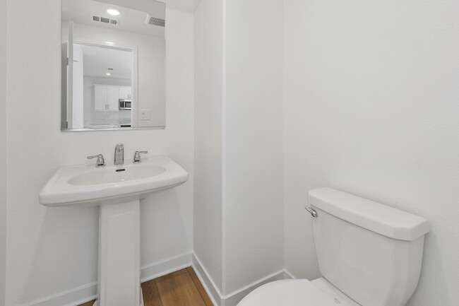 Building Photo - Modern Detached Home in Gated Nuvo Parkside