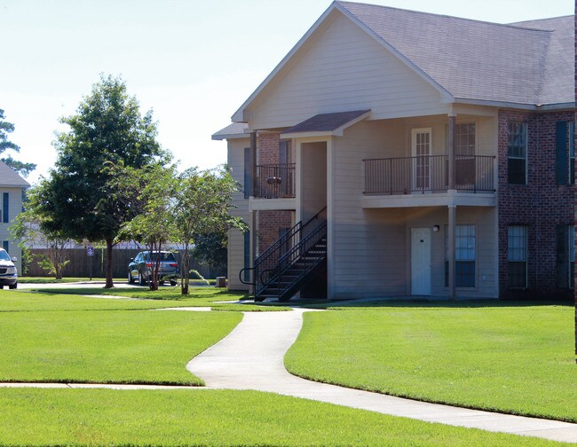 La Maison Apartments AFFORDABLE HOUSING 5001 Pecan Acres St Lake