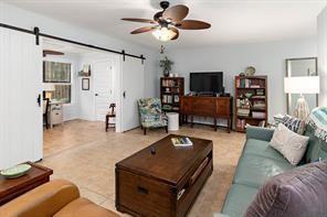 Building Photo - 209 Walmar Grove