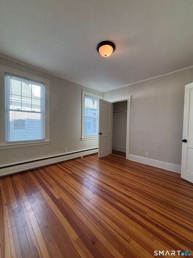 Building Photo - 9 Bretton Rd