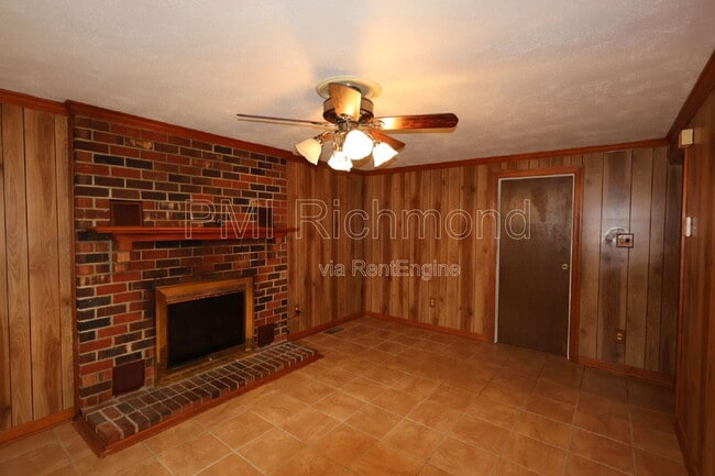 Building Photo - 15808 Tinsberry Pl