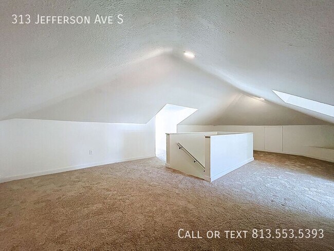 Building Photo - 313 Jefferson Ave