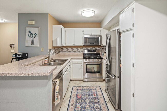 Building Photo - 24474 Valle Del Oro
