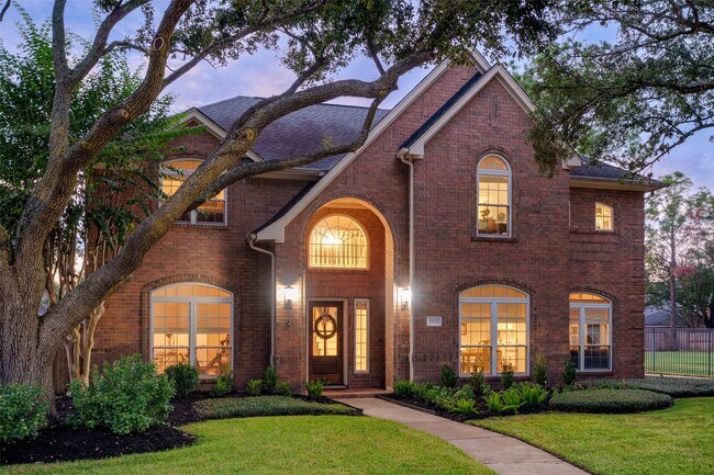 Building Photo - 5523 Island Breeze Dr