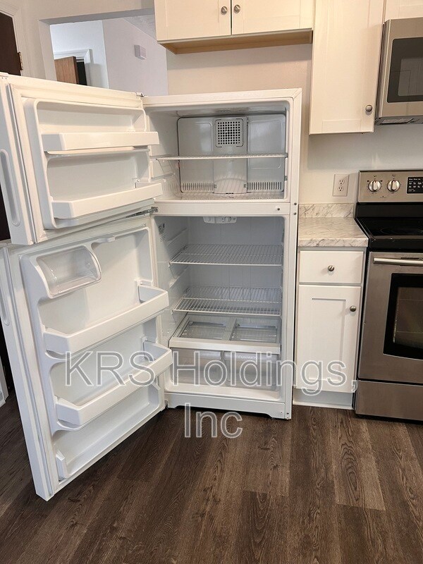 Building Photo - 3020 Kansas Ave