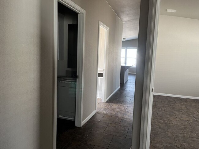 Building Photo - 201 S Greenfield Rd