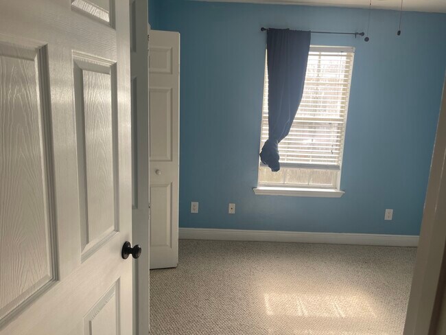 BEDROOM2 - 3139 Layla st