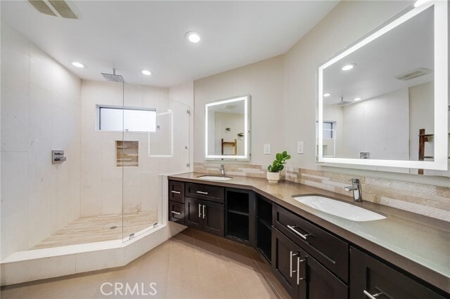 Building Photo - 247 Calliope St