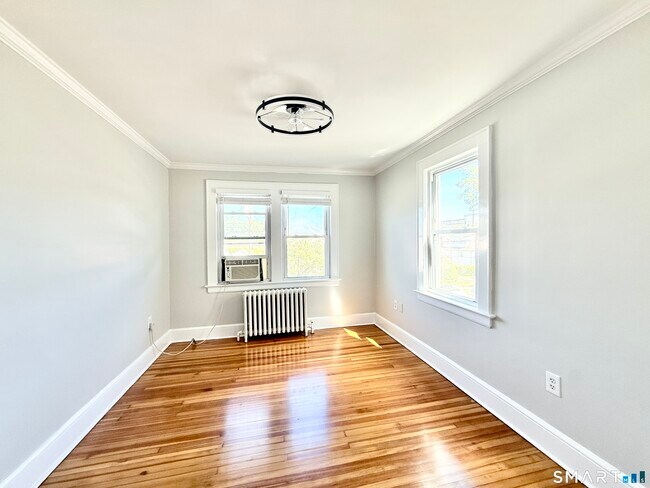 Building Photo - 120 Culloden Rd
