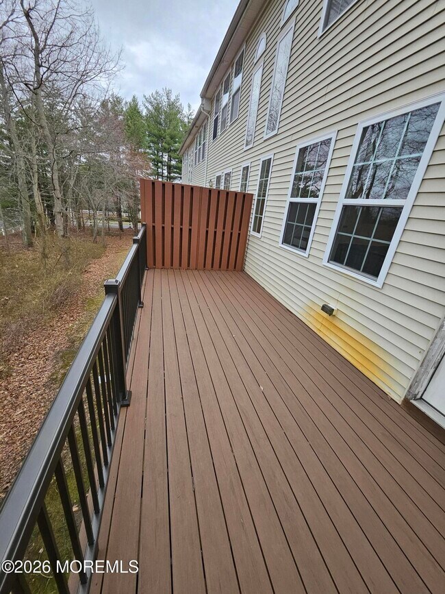 Building Photo - 12 Jensen Court