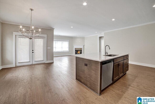 Building Photo - 3925 Sydney Dr