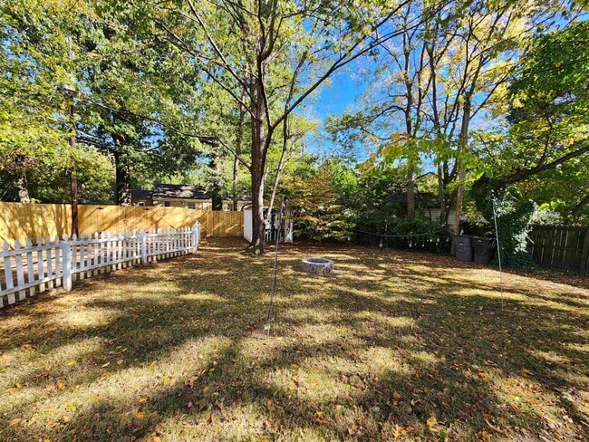 Building Photo - 508 Meade Cir