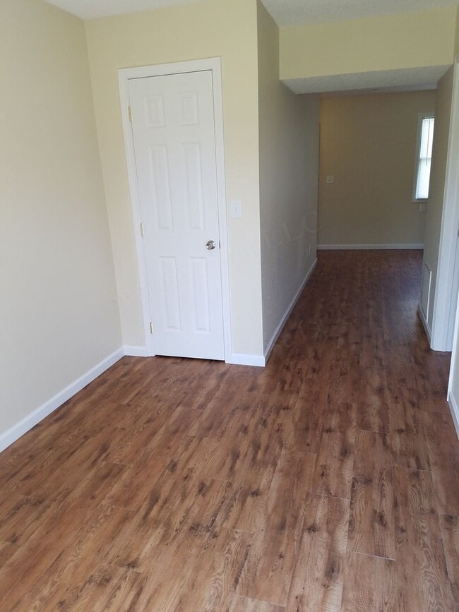 Building Photo - Dexter Grant Townhouses