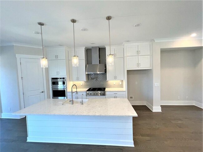 Building Photo - 892 Mayfield Rd