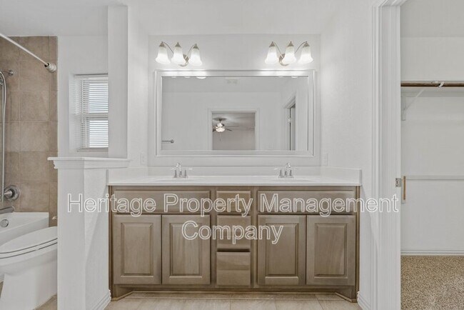 Building Photo - 9683 Shorebird Ln