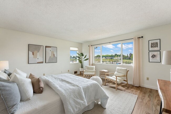 Building Photo - 540 N Hayden Bay Dr