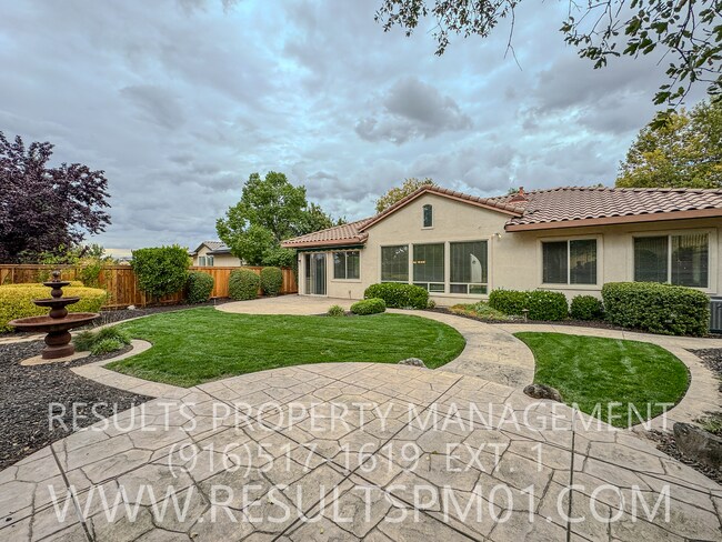 Building Photo - Luxury Whitney Oaks Retreat – Private Gated Community in Rocklin