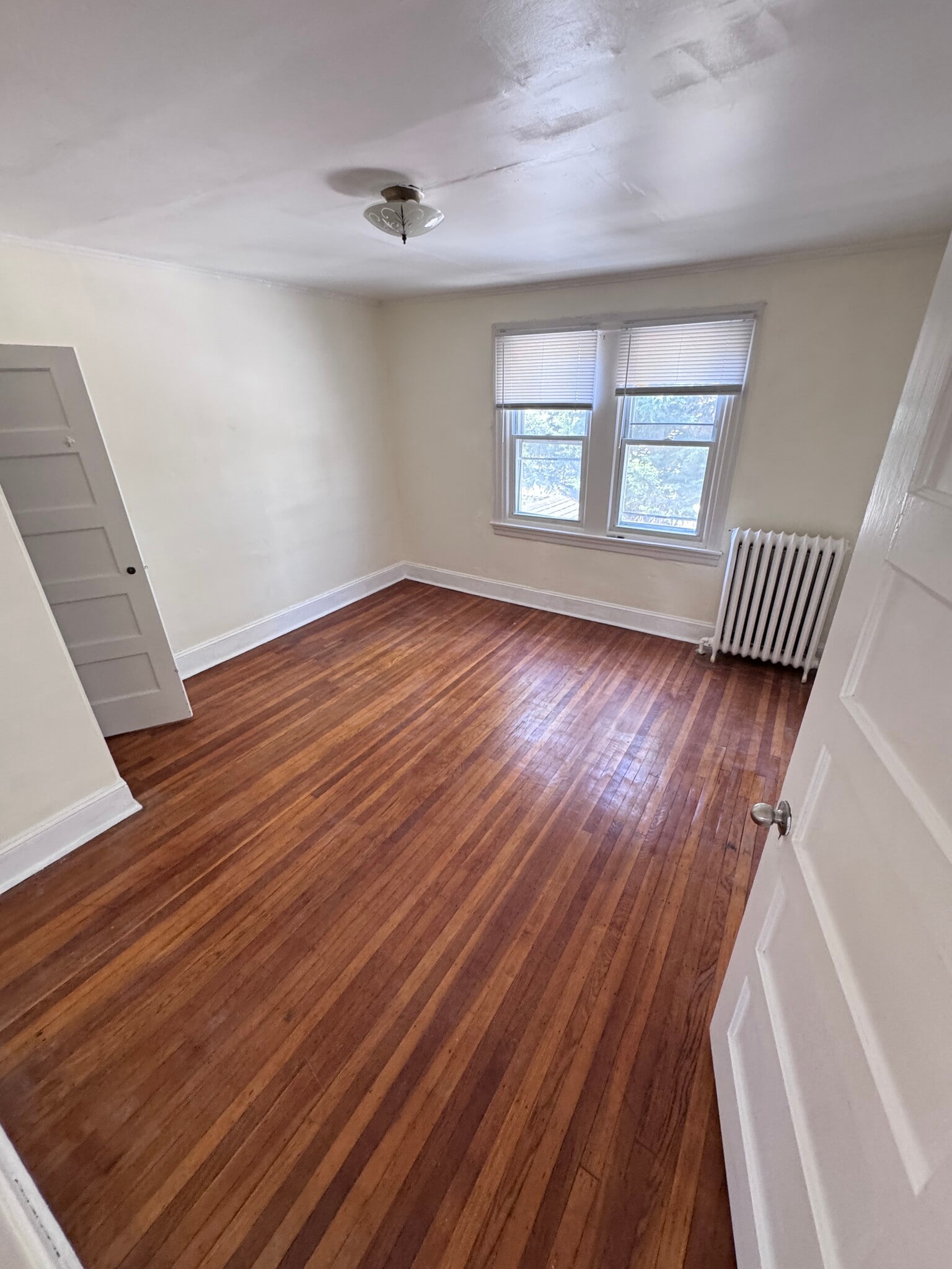 Room #2 - 24 Overhill Rd