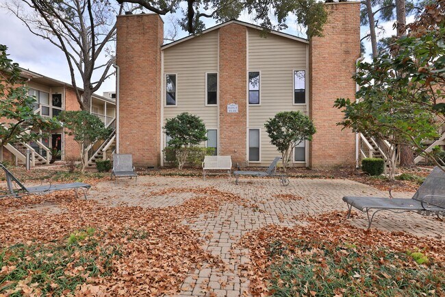 Building Photo - 2001 Bering Dr