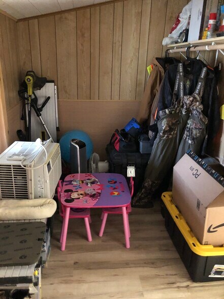 Building Photo - 701 Market St