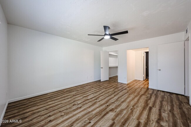 Building Photo - 2602 E Charleston Ave