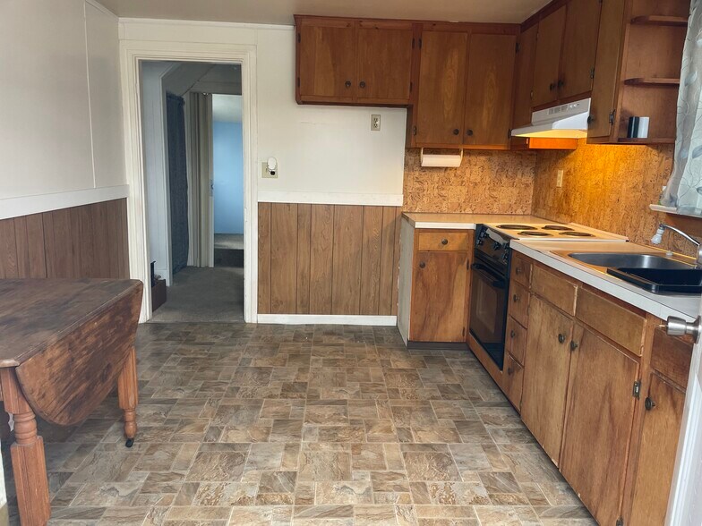 Kitchen - 6 S 2nd St