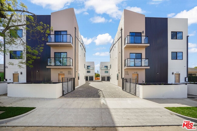 Building Photo - 4202 Willimet Ave