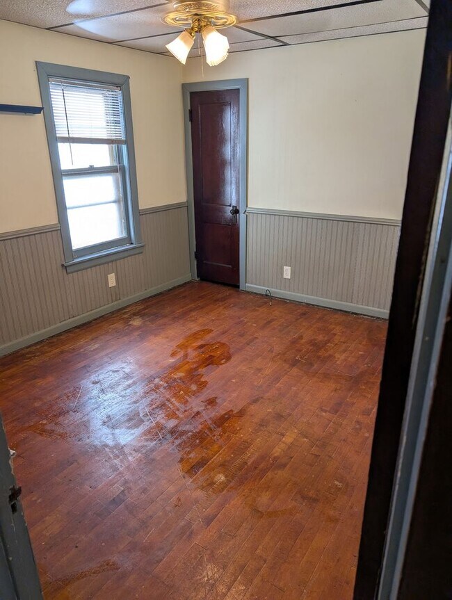 Building Photo - 2411 N Cramer St