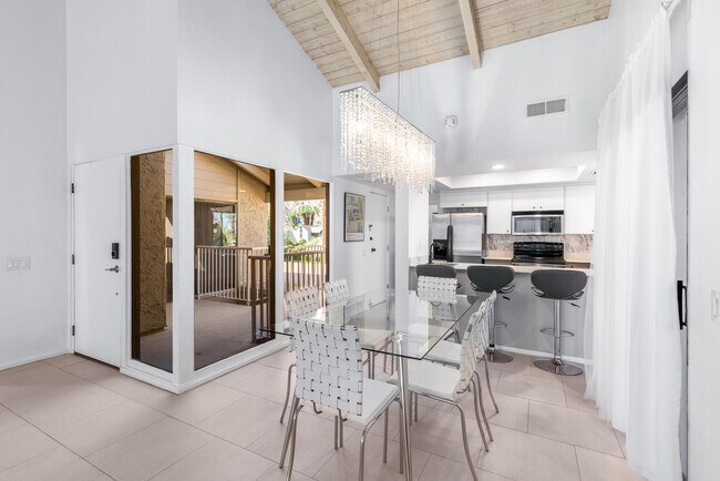 Building Photo - 46642 Arapahoe Cir