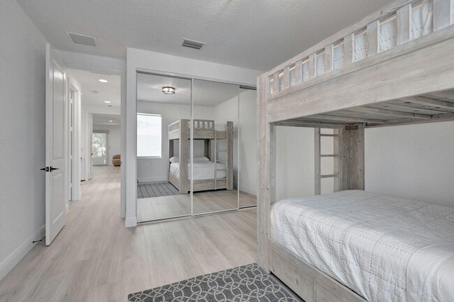 Building Photo - 15760 Italian Cypress Wy