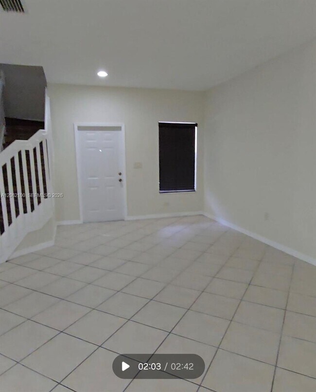 Building Photo - 4917 SW 141st Ave