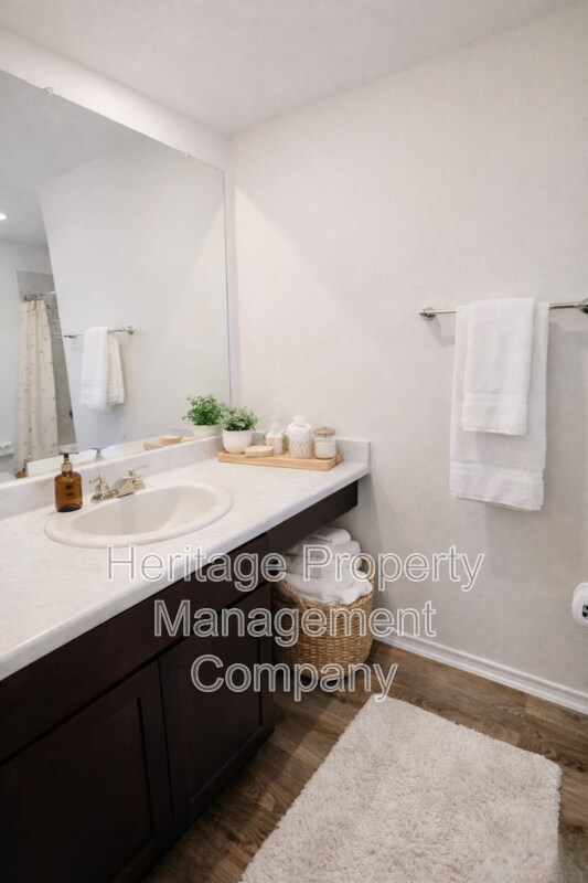 Building Photo - 9558 Ranch Lp