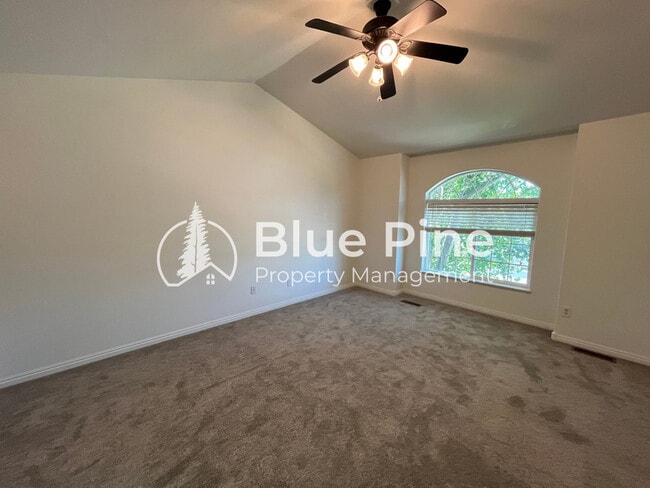 Building Photo - 5231 Clearfield Ln