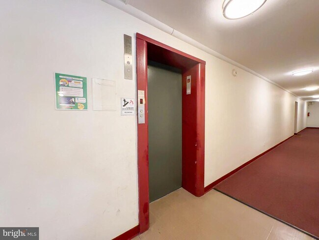 Building Photo - 614 Sligo Ave