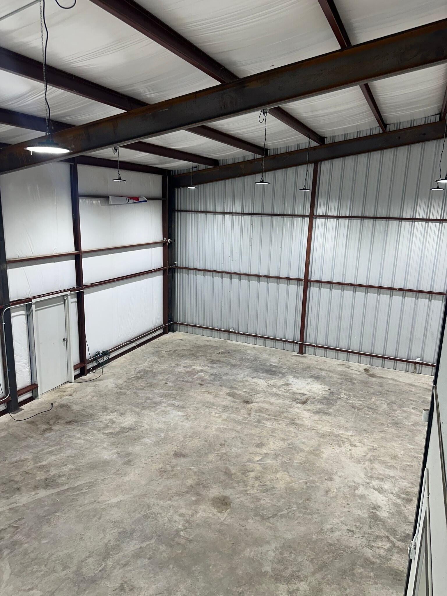 Building Photo - 4072 Old Lorena Rd
