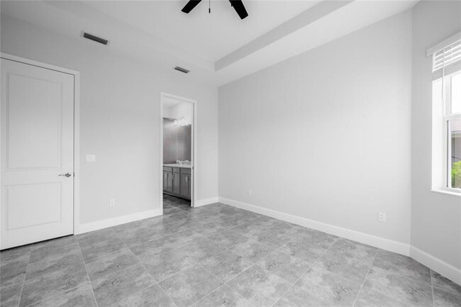 Building Photo - 14040 Spruce Pne Dr