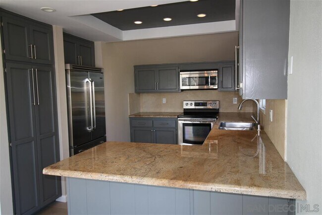 Building Photo - 373 Longden Ln