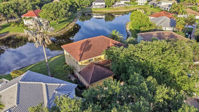 Building Photo - 207 Banyanwood Point