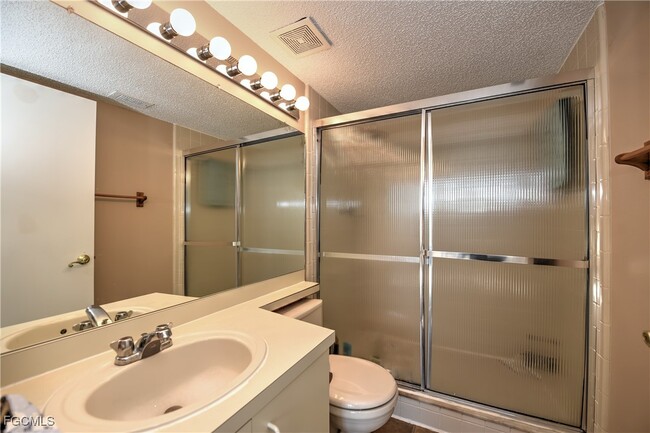 Building Photo - 13615 Eagle Ridge Dr