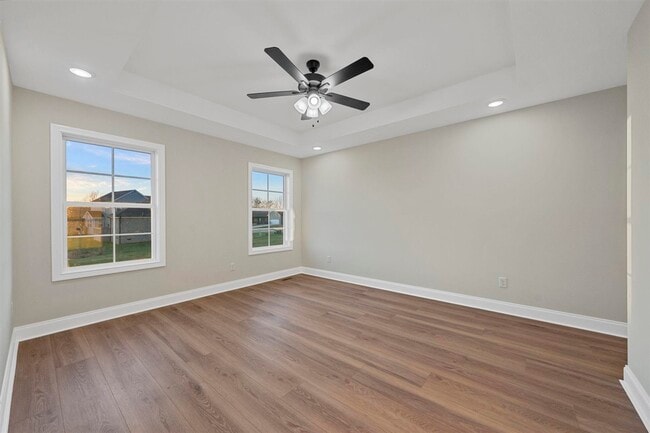 Building Photo - 710 Sheldrake Ln