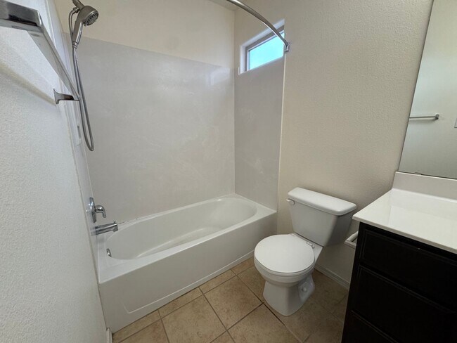 Building Photo - 2151 Cortina Loop SE
