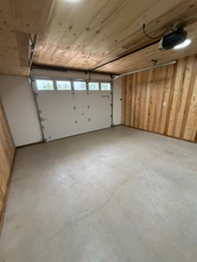 Building Photo - 9170 25th Ave SW
