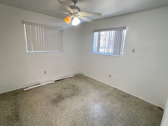 Building Photo - 1057 SW 7th St