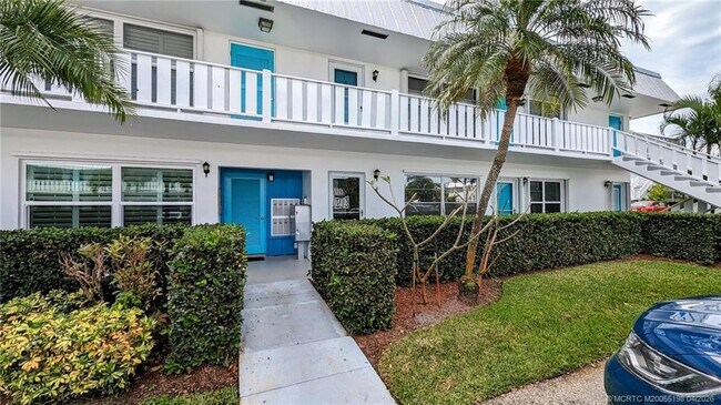 Building Photo - 2929 SE Ocean Blvd