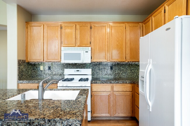 Building Photo - 11801 Miro Cir