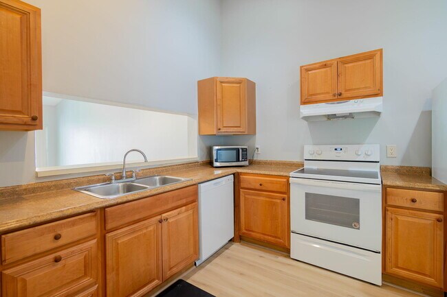 Building Photo - 231 Cypress Point Dr