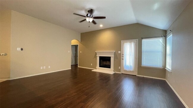 Building Photo - 8131 Tierra Del Sol Rd