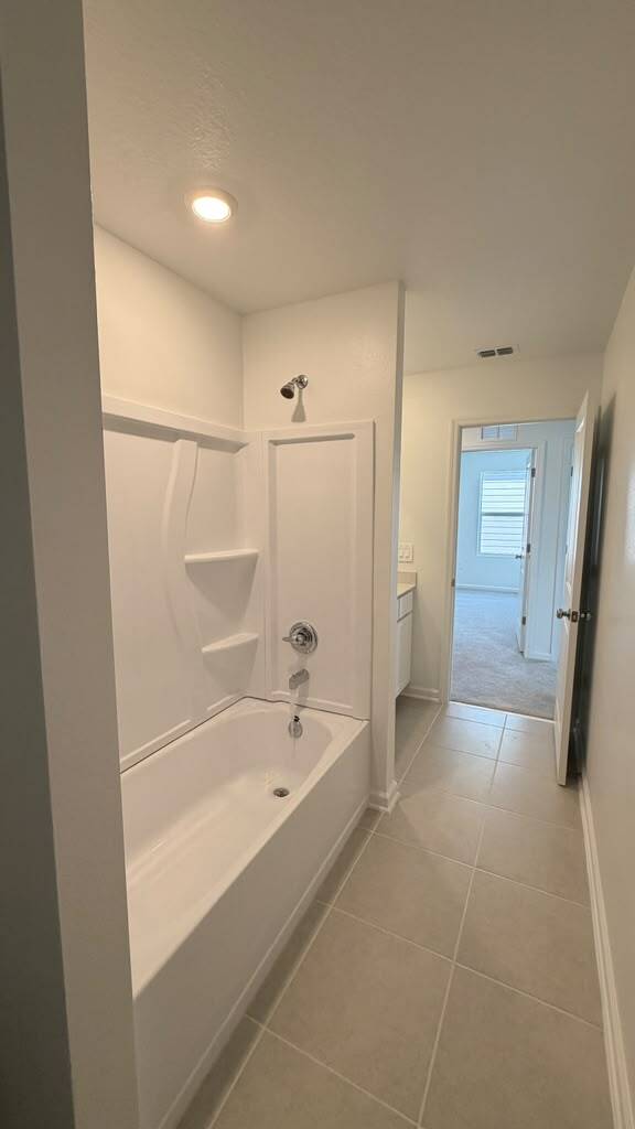 Building Photo - 3375 Alexander Dr