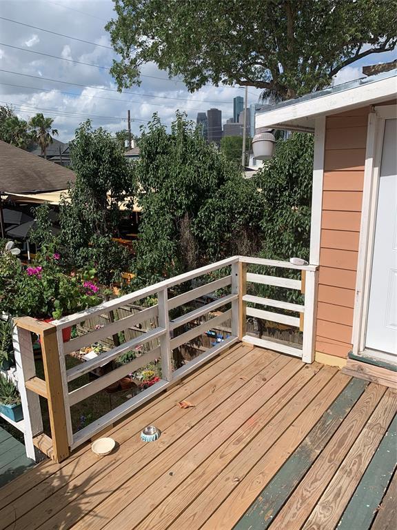 Building Photo - 318 Hyde Park Blvd