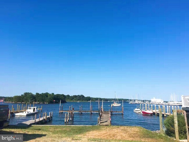 Building Photo - 43017 Fairgrounds Rd